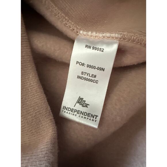 NWT Urban Outfitters Blush Pink Obey Sweatshirt Small - Picture 5 of 6